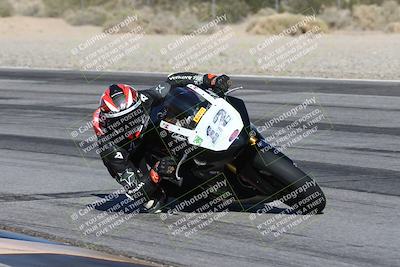 media/Dec-07-2025-CVMA (Sun) [[3e7d2de5dc]]/Race 4-Supersport Middleweight/